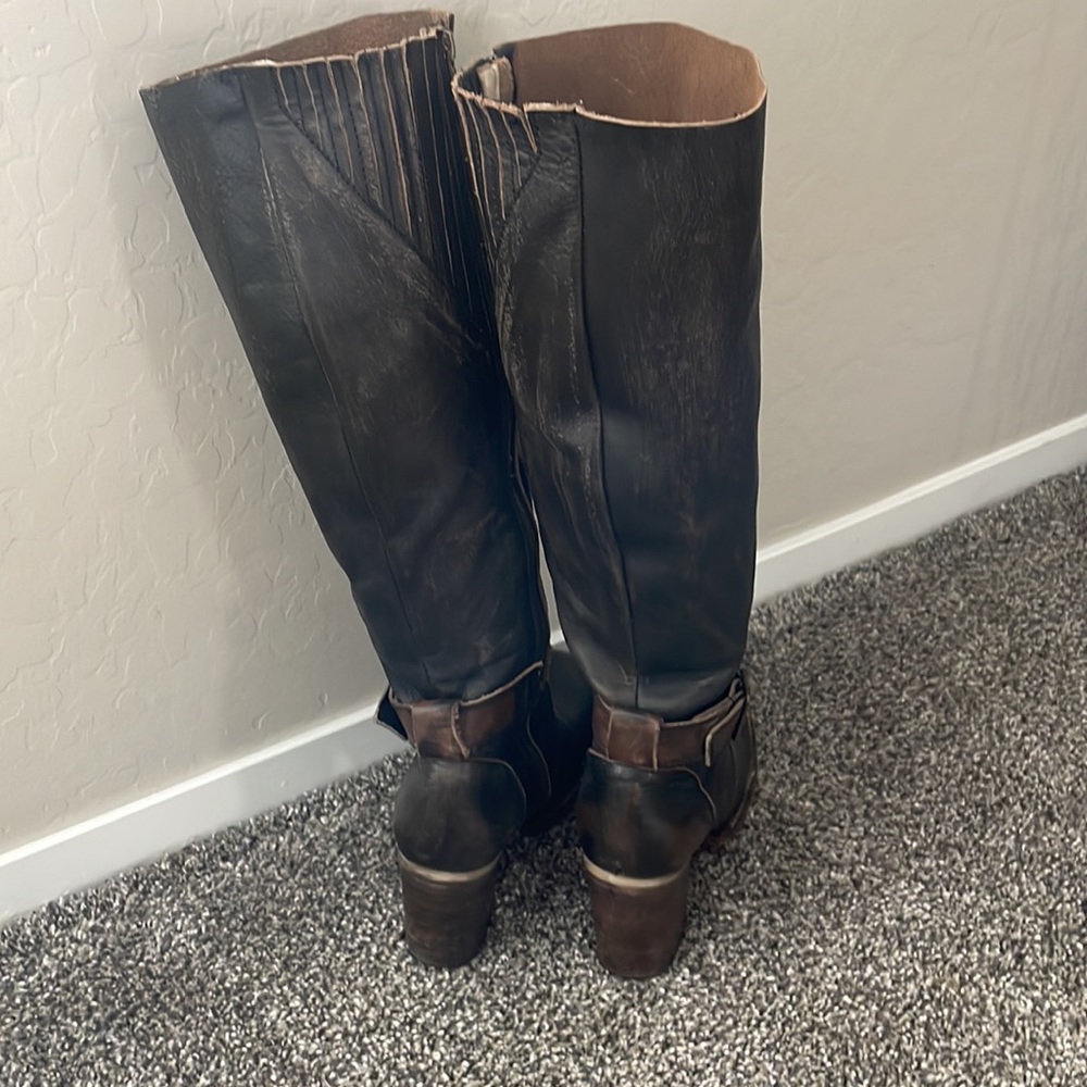 Dark brown tall Freebird boots - Picture 3 of 3